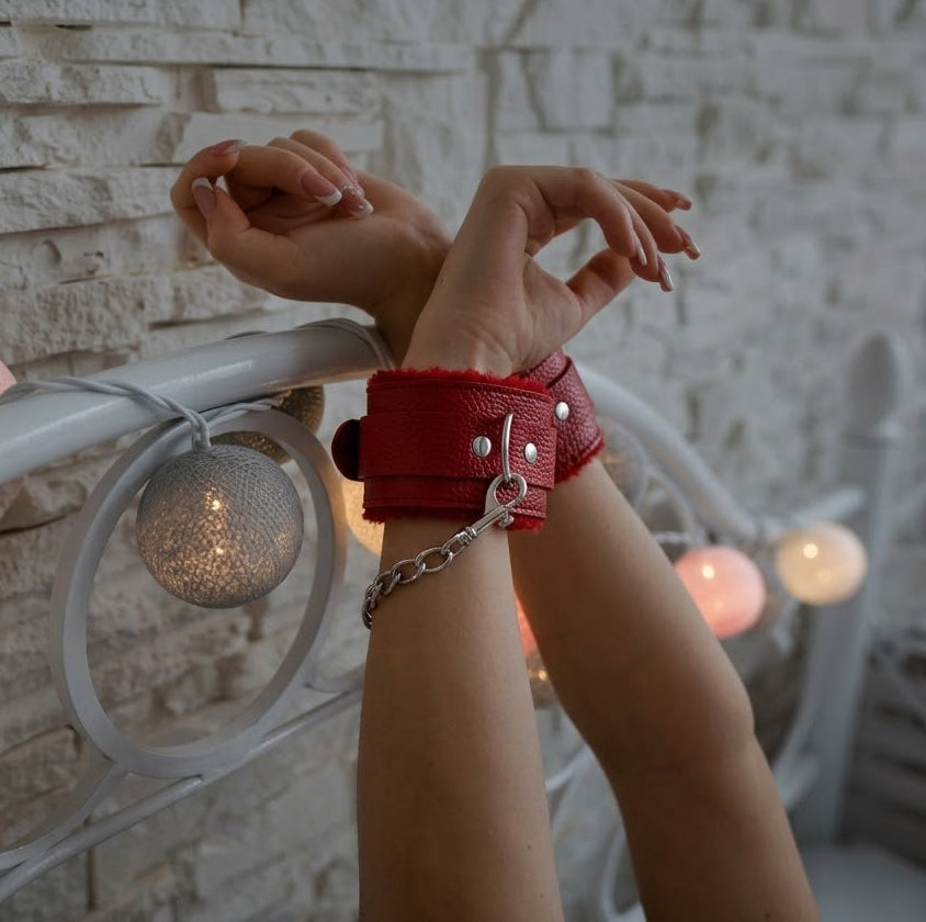 MANETTE PASSION LOCK — ROSSO